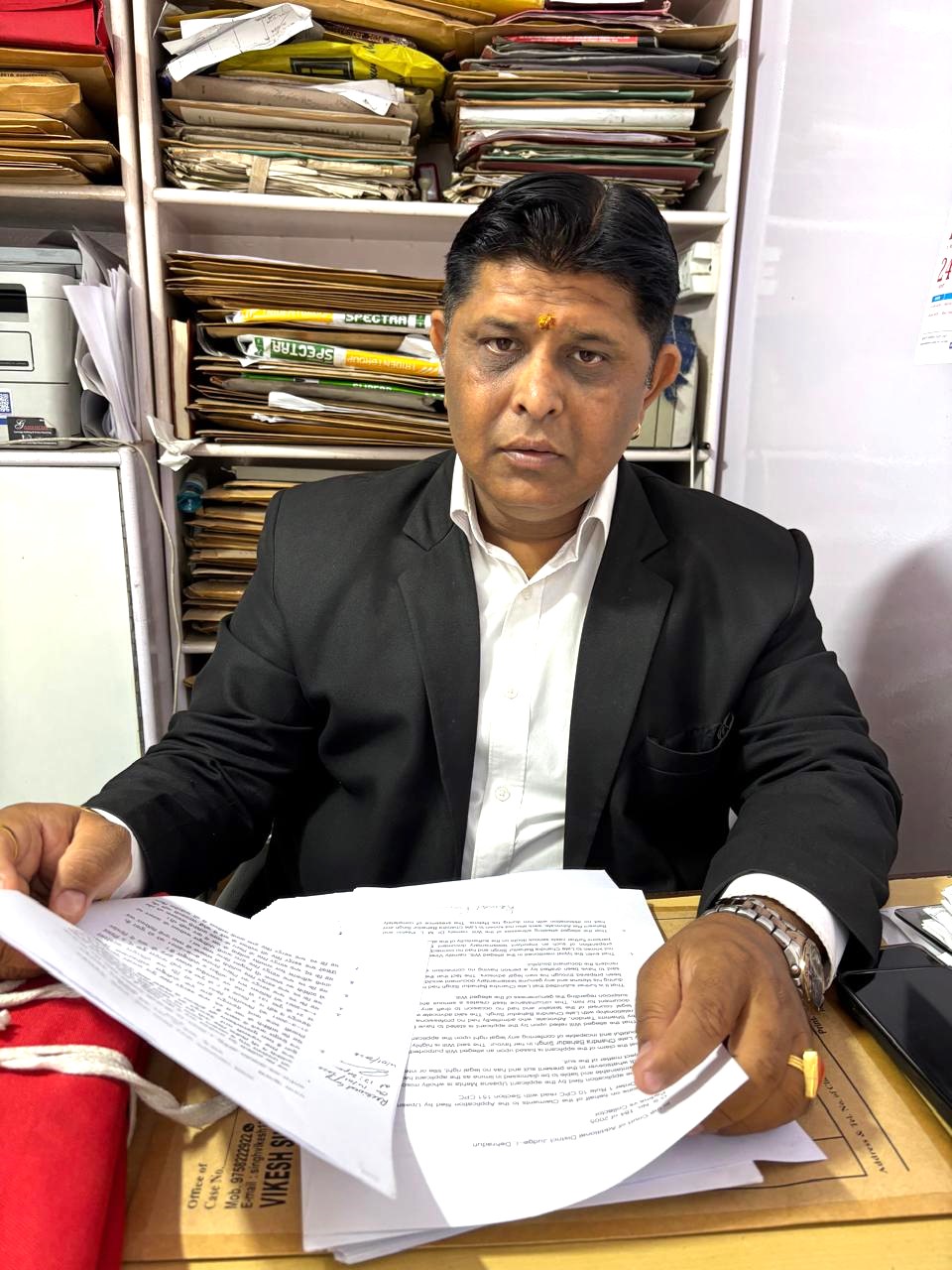बीकेटीसी अध्यक्ष की जांच समिति जनता की आंख में धूल झोंकने की कोशिश : अधिवक्ता विकेश सिंह नेगी