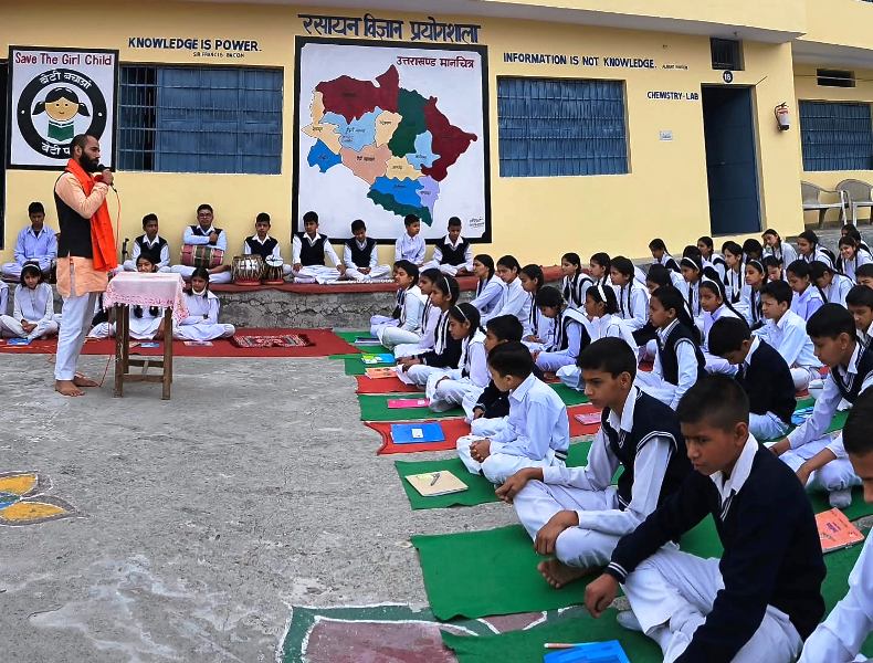 चंबा में एबीवीपी का सदस्यता अभियान तेज, विद्यालयों में पहुंचकर छात्रों को जोड़ रहे कार्यकर्ता