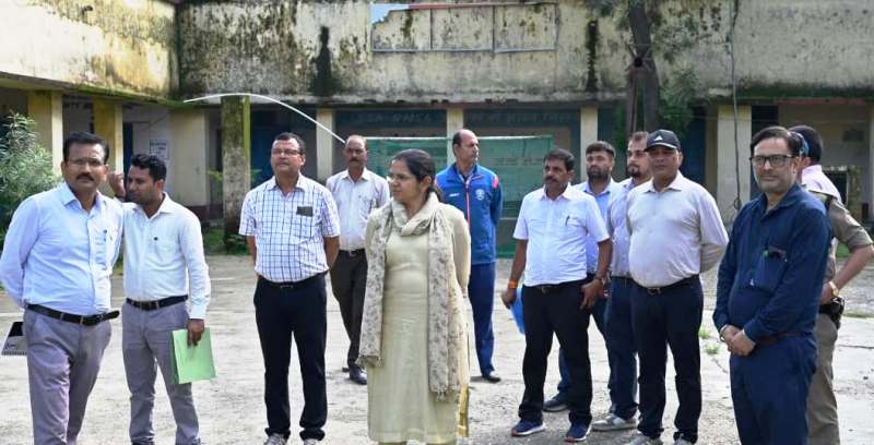 निर्माणाधीन खेल हॉस्टल का कार्य गुणवत्ता एवं समयबद्धता के साथ पूरा करें: जिलाधिकारी नितिका खण्डेलवाल
