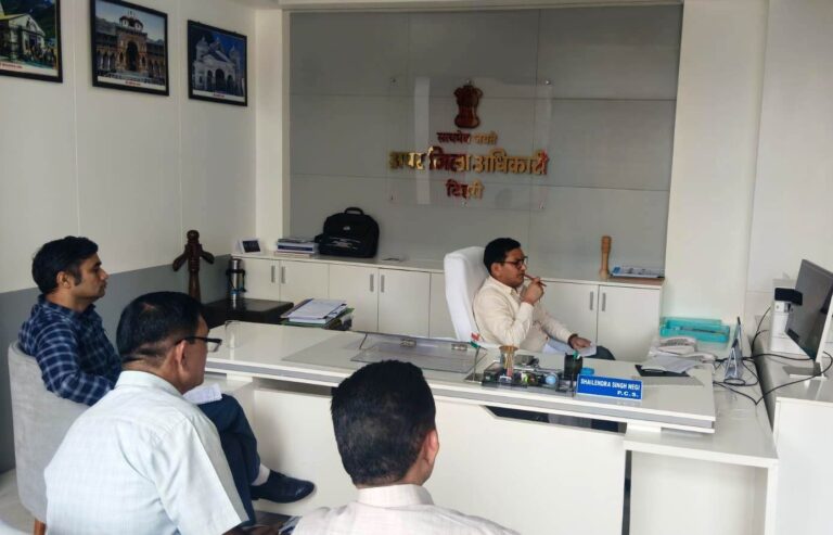 विशेष गहन पुनरीक्षण अभियान में तेजी लाने के निर्देश, समयबद्ध नोटिस वितरण और दावों के निस्तारण पर जोर