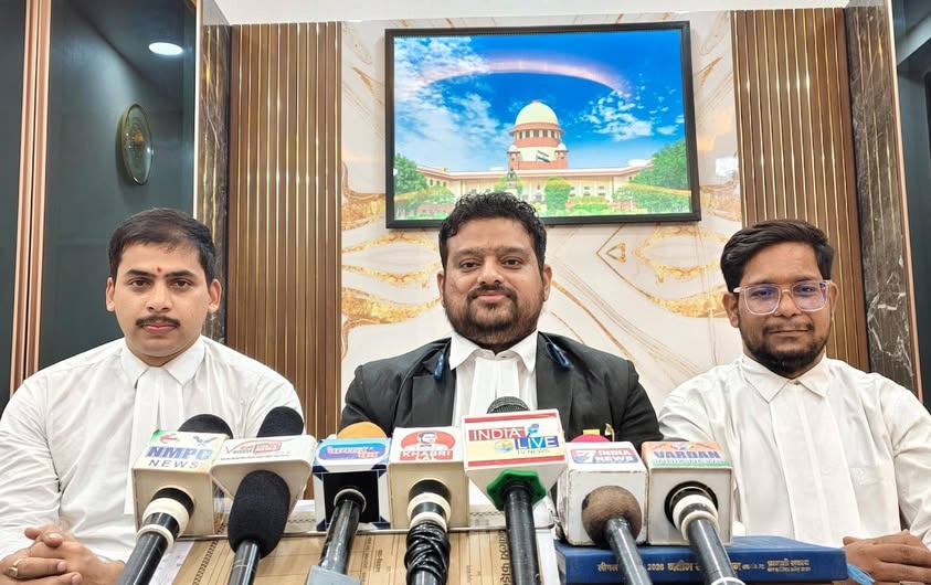 गरीब की ढाल बने अधिवक्ता प्रशान्त मिश्रा, निःशुल्क पैरवी से विजय नाथ को मिला न्याय