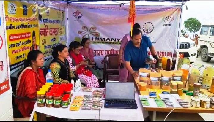 सशक्त बहना उत्सव में दिखी महिलाओं के हुनर और स्थानीय उत्पादों की समृद्ध झलक