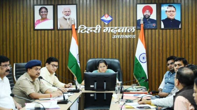 नशे के खिलाफ कार्रवाई के साथ जनजागरूकता अभियान को और तेज करें: जिलाधिकारी