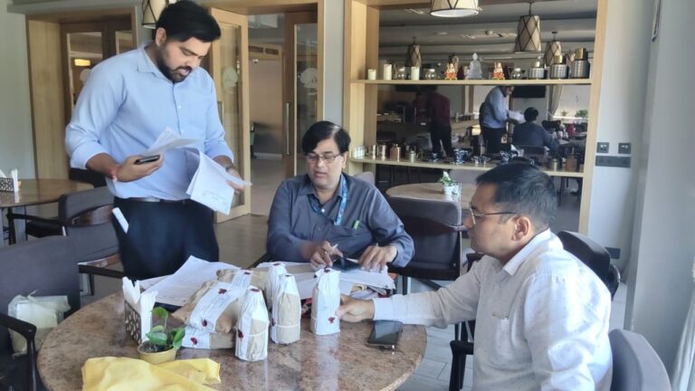 ऋषिकेश से टिहरी तक खाद्य सुरक्षा विभाग का बड़ा अभियान, नकली पनीर और गैर-दुग्ध उत्पादों पर कसा शिकंजा