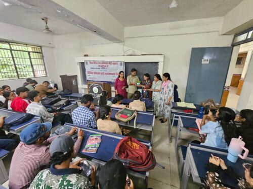 HNBGU: संस्कृत सप्ताह महोत्सव और आईटीईपी इंडक्शन प्रोग्राम में विद्यार्थियों को ज्ञान एवं अधिकारों की सीख