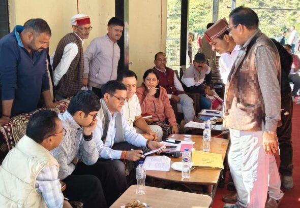 लखवाड़ बांध परियोजना: भूमि अधिग्रहण से जुड़ी 29 आपत्तियों पर जनसुनवाई